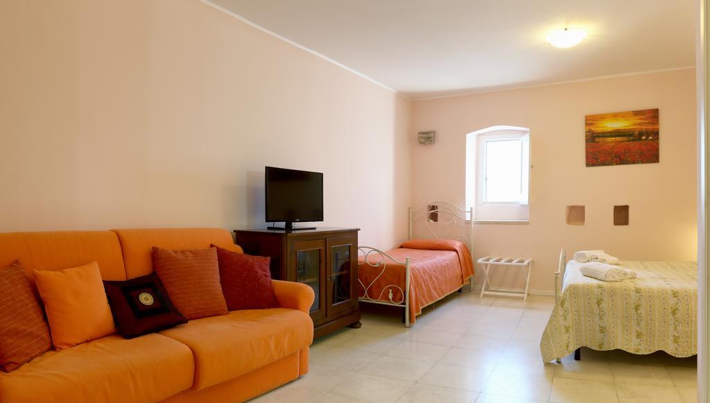 גאליפולי B&B Dimora Muzio And Restaurant מראה חיצוני תמונה